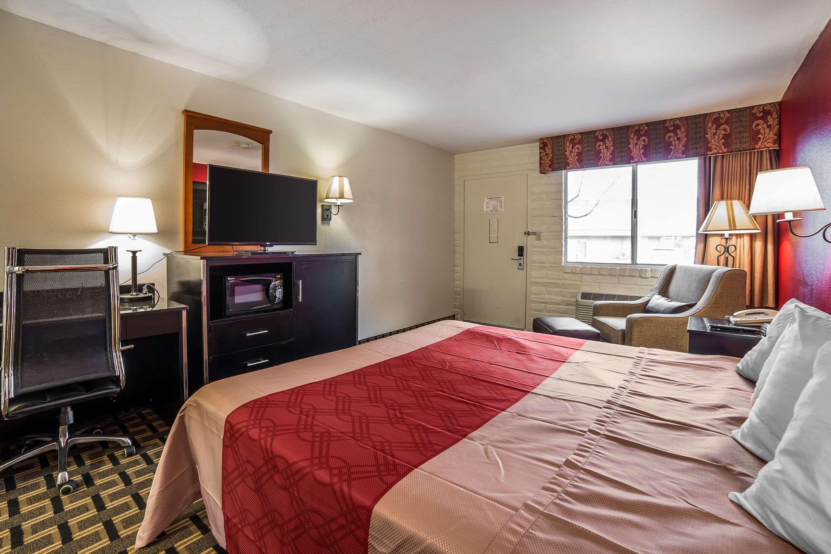 Econo Lodge Downtown Солт-Лейк-Сити Экстерьер фото