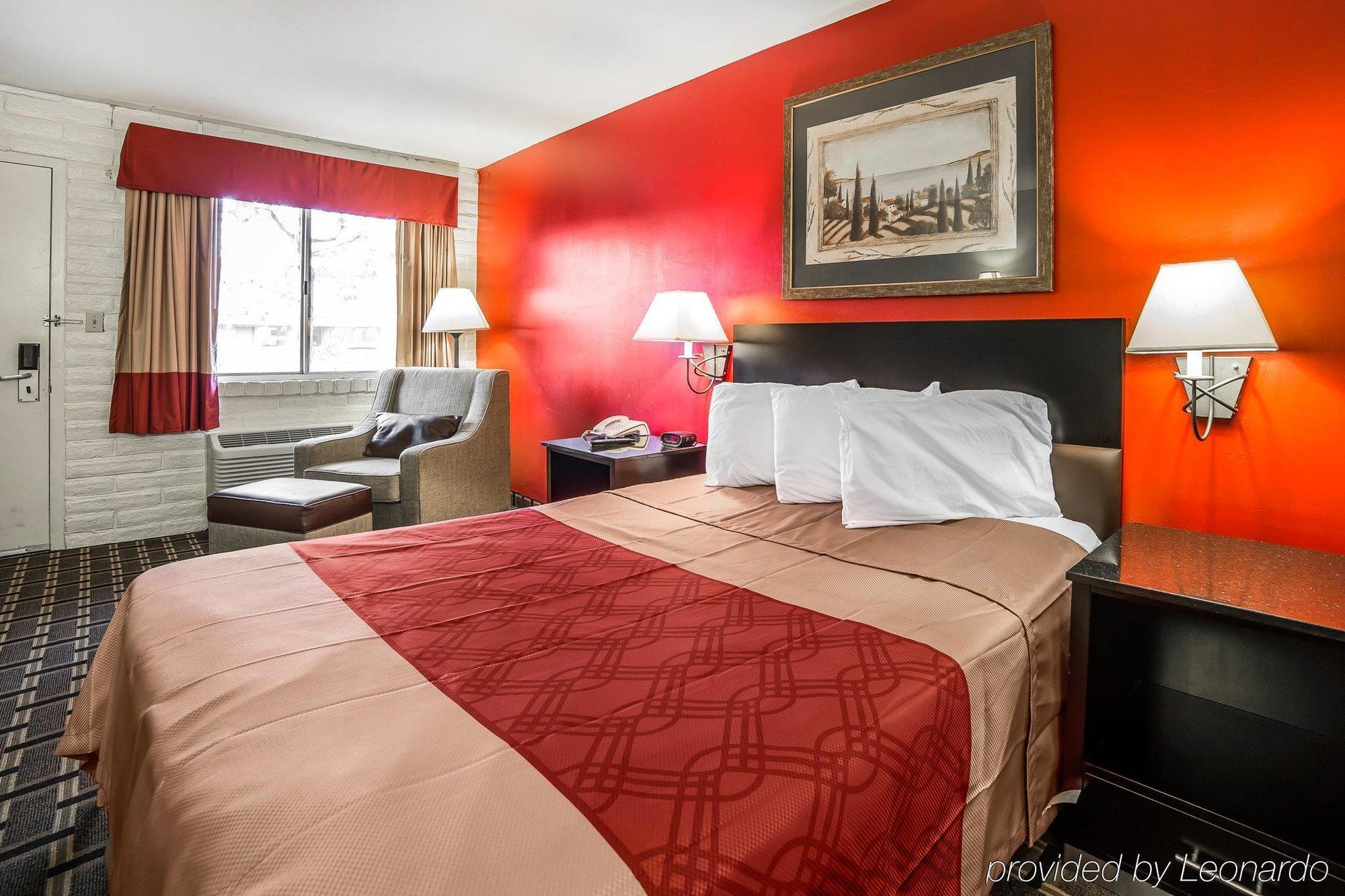 Econo Lodge Downtown Солт-Лейк-Сити Экстерьер фото